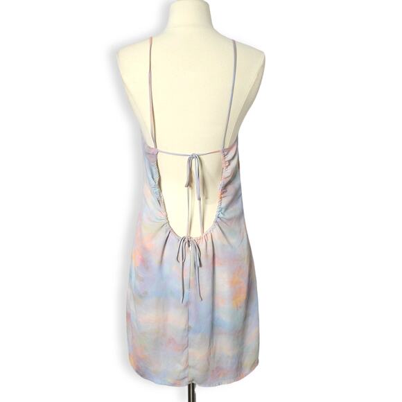Skyler & Madison "Molly" Pastel Cloud Open Back Mini Dress Size Large - Picture 10 of 15